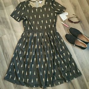 Lularoe L Amelia- NWT- MAKE ME AN OFFER! Need gone